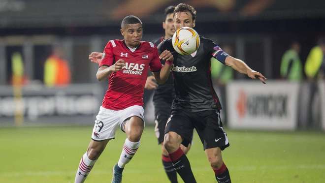 中的高收入 中的高收入